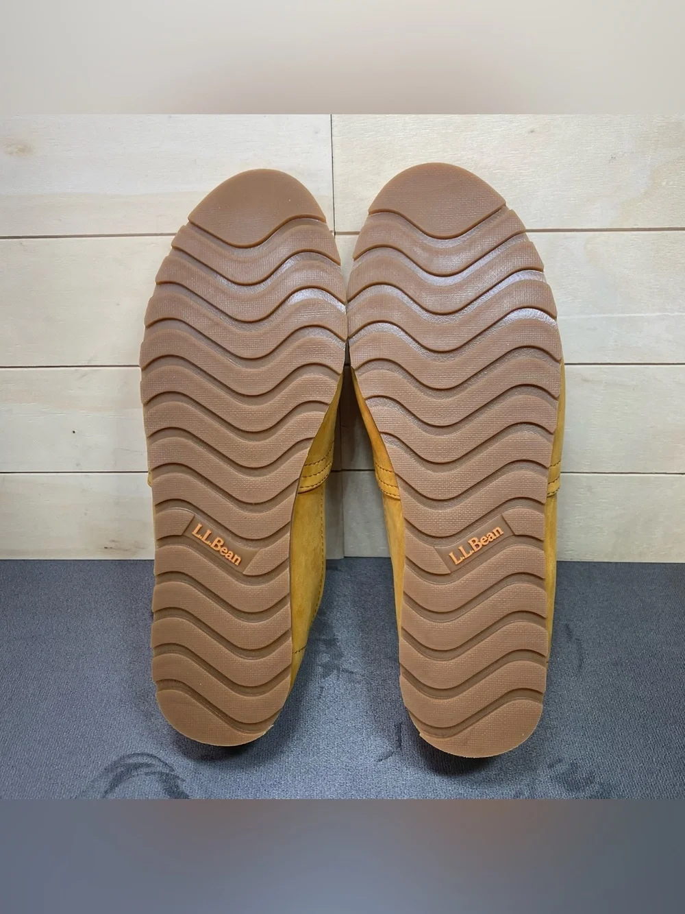 LL Bean Slip-Ons Women's Size 7.5 Shoes Mustard Yellow Brown Nubuck Leather